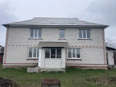 Добротний будинок