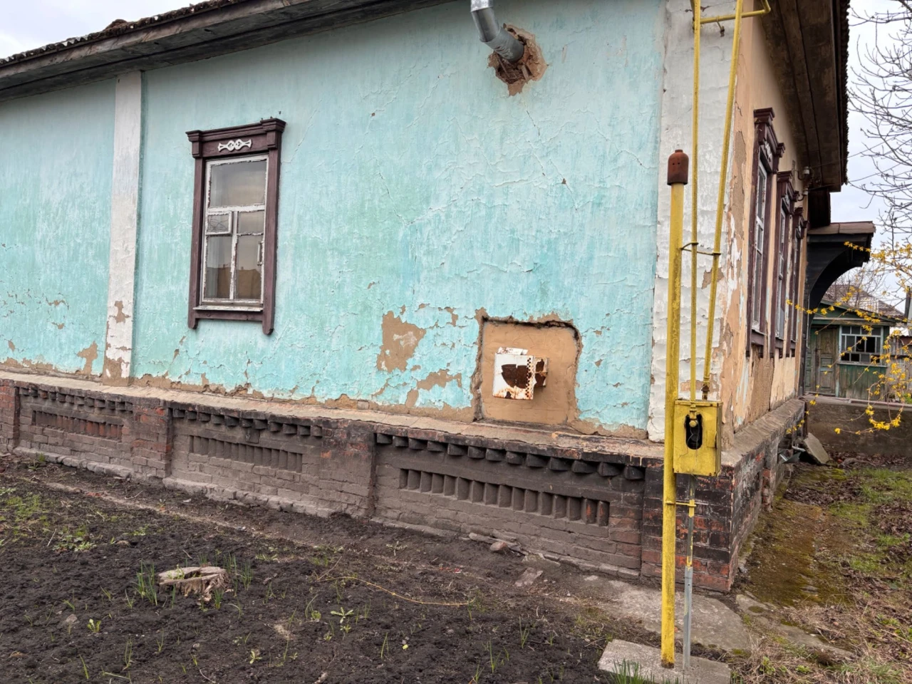 Продам будинок з земельною ділянкою