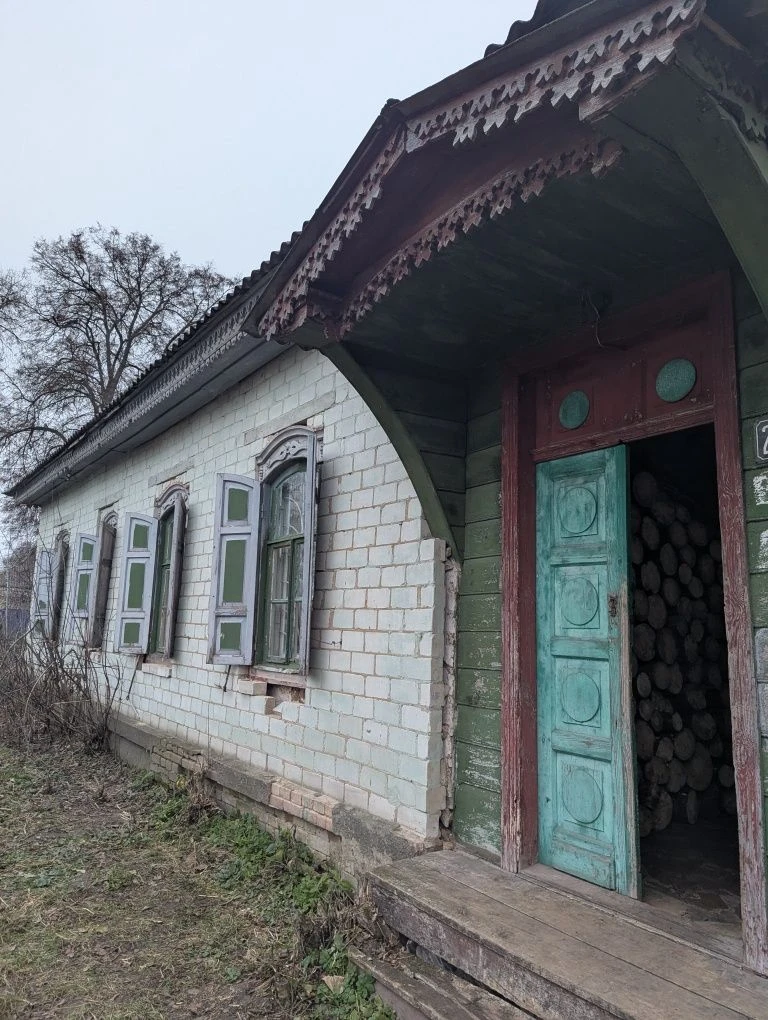 Продам дім та дві суміжні ділянки м. Борзна.  Бізнес. Пилора