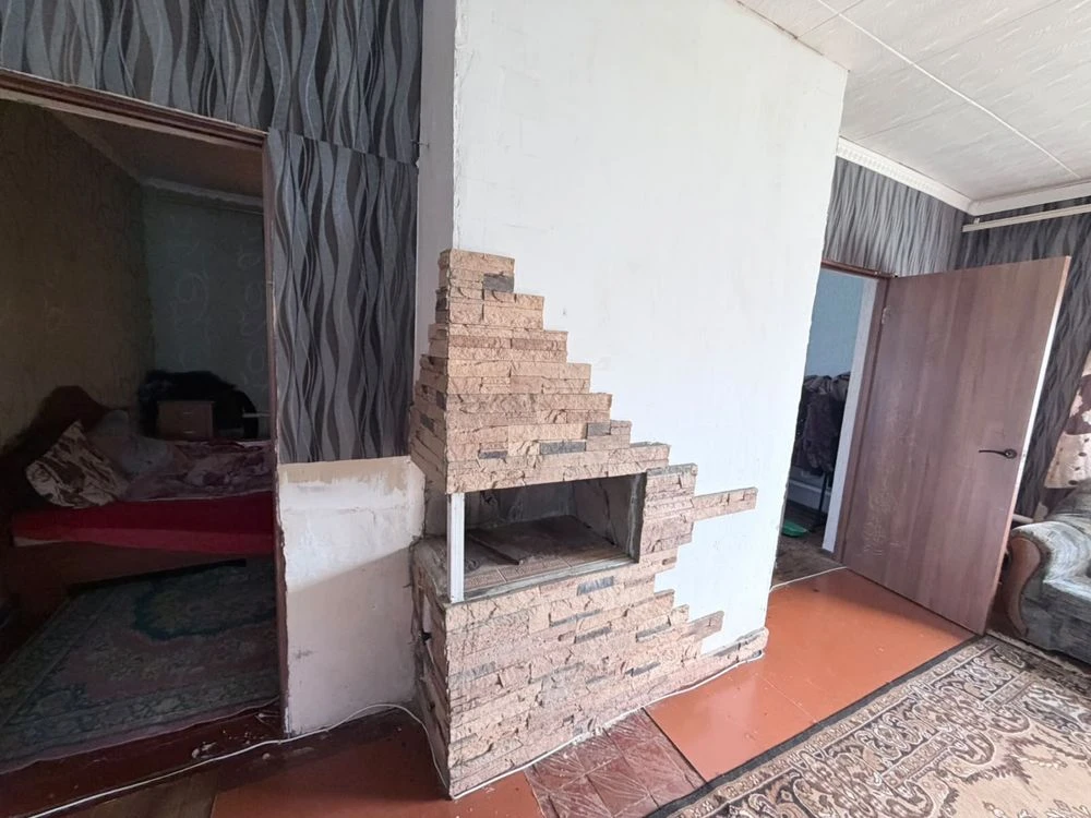 Продається житловий будинок,м Мена