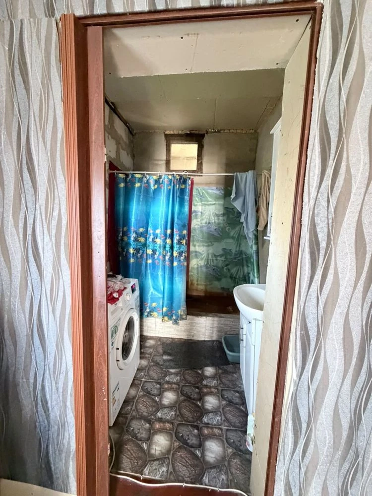 Продається житловий будинок,м Мена