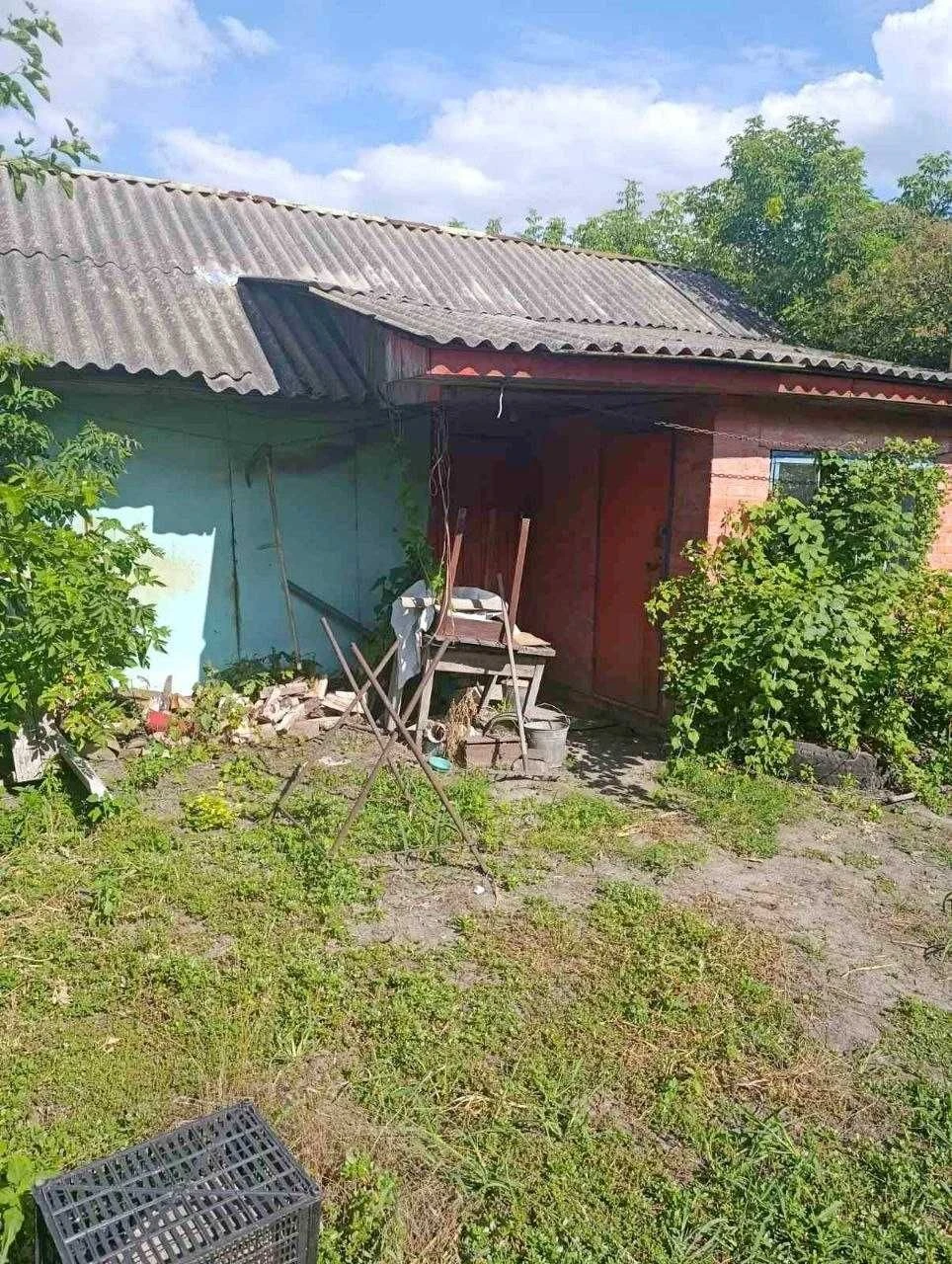 Будинок ділянка 10 соток Мена. Все для свого господарство -