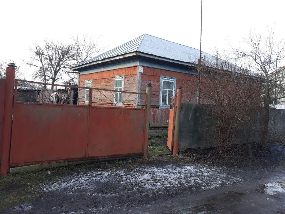 Будинок у центрі Мени з великою, гарною ділянкою