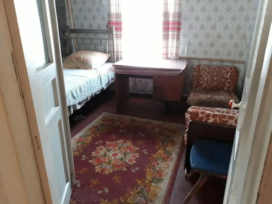 Будинок у центрі Мени з великою, гарною ділянкою