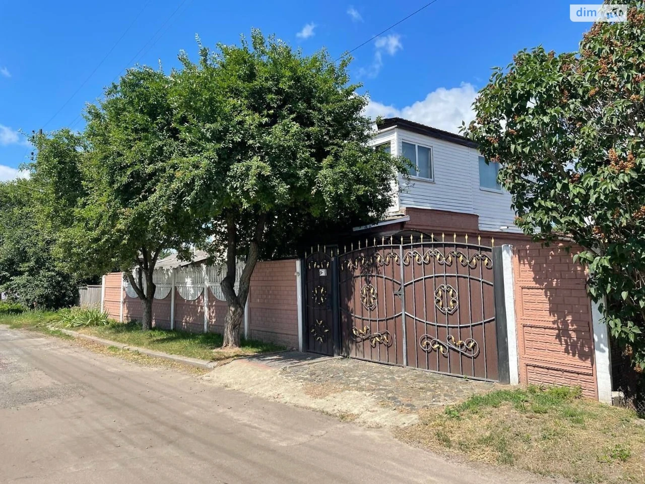 Продаж Дім
