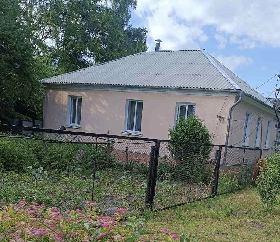 Продається утеплений будинок з усіма зручностями