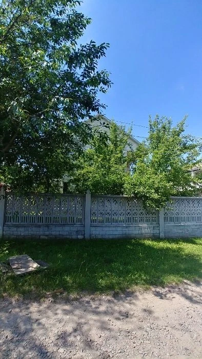 Продам двухэтажный дом