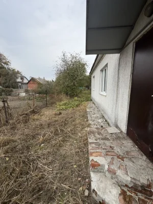Продаж будинку в Прилуках — для проживання двох сімей
