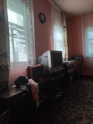 Будинок в селі можливо під дачу