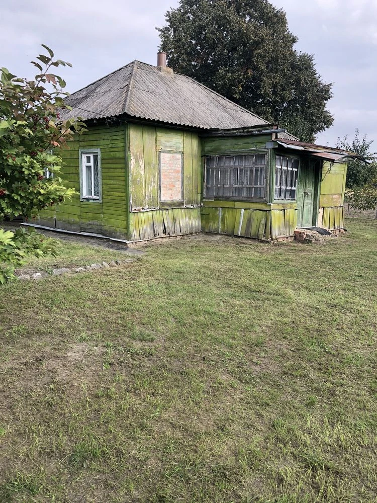 Дворище,с.Пирогівці,Прилуцького р-ну
