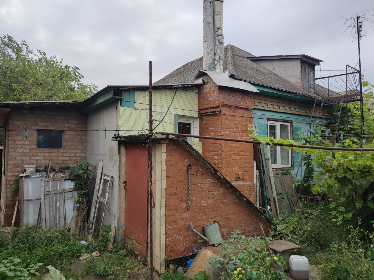Продам затишний будинок