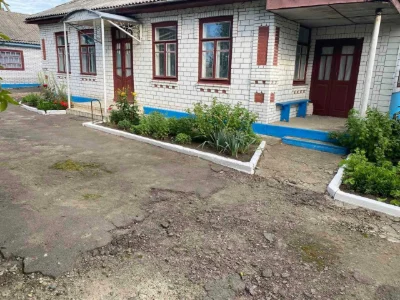 Продам будинок у Вінницькій області,м. Бершадь