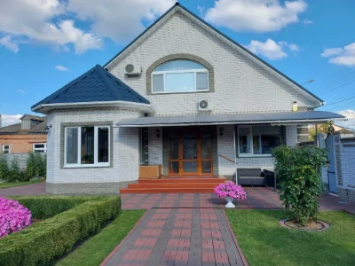 Продам VIP будинок в центрі м. Прилуки.