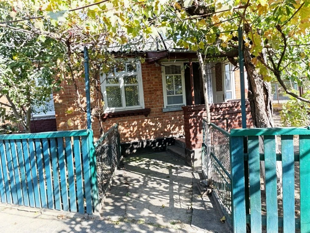 Продам Будинок з гаражем