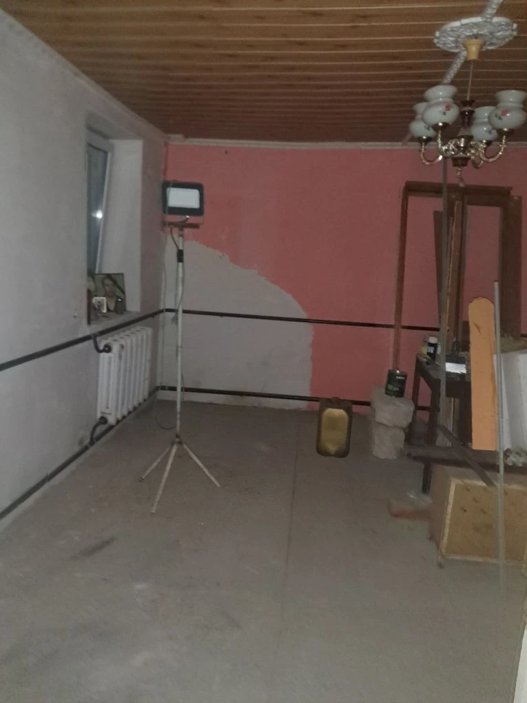 Продається будинок в самому центрі