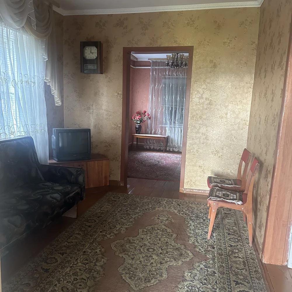 Продам 1/2 будинку у Великій Кохнівці