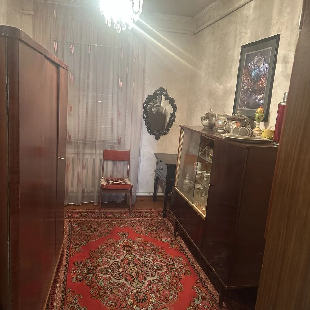 Продам 1/2 будинку у Великій Кохнівці