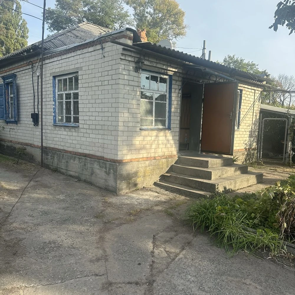 Продам 1/2 будинку у Великій Кохнівці