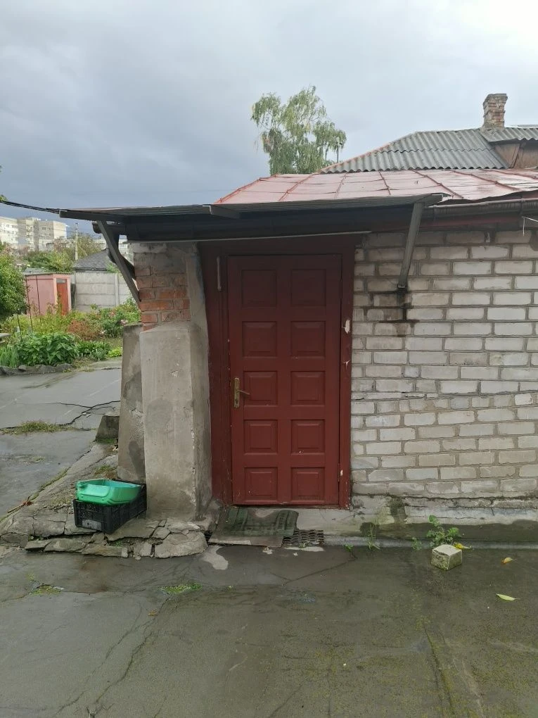 Центр города.Дом с удобствами