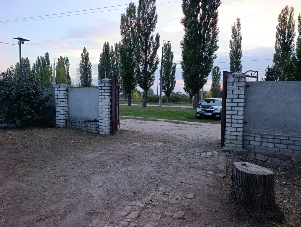 Продам 1/2 дома на Керченской