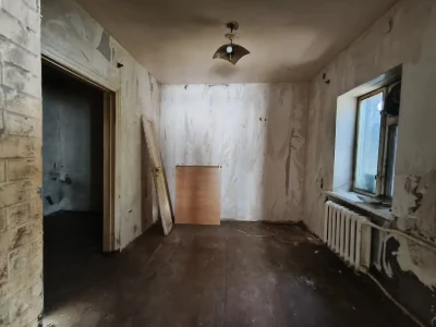 Частина будинку. Центр міста.
