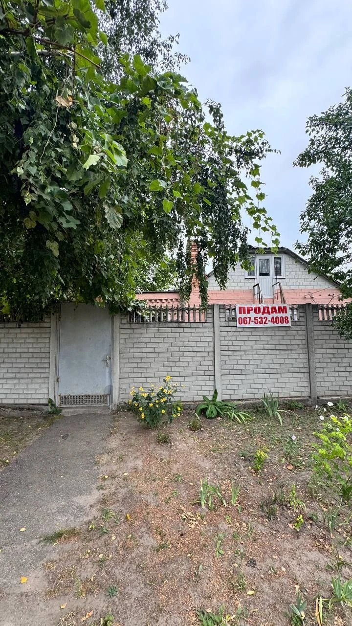 ПРОДАЖ 3-кімн частини будинку, 5 соток землі, Крюків