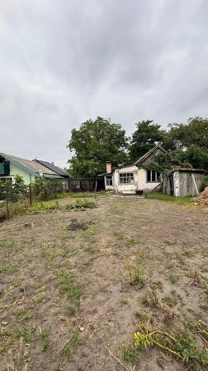 ПРОДАЖ 3-кімн частини будинку, 5 соток землі, Крюків