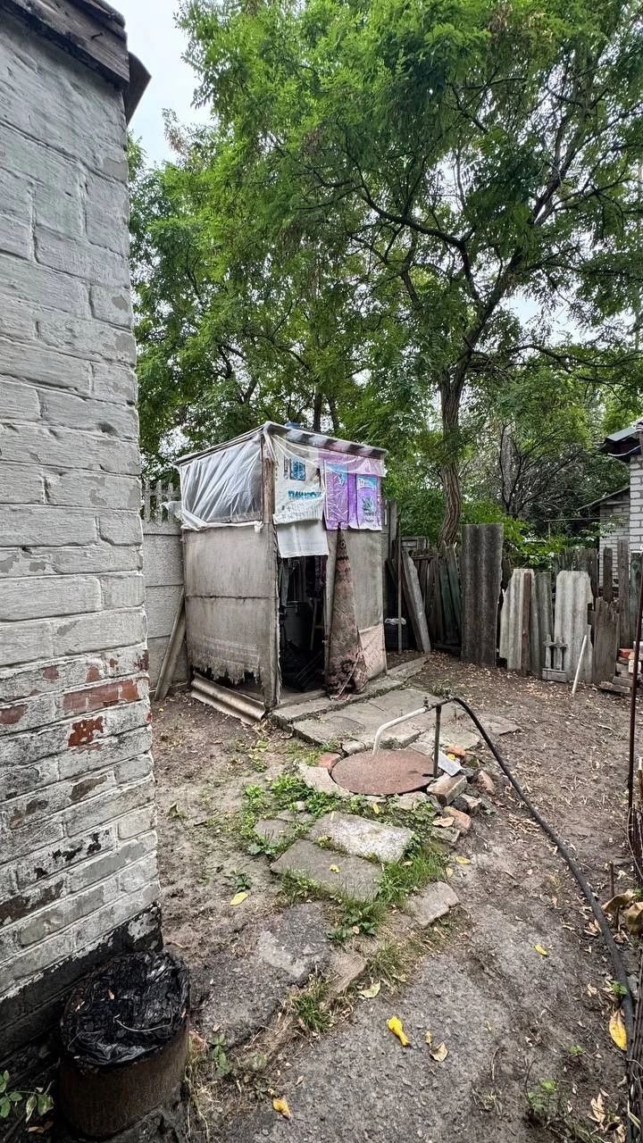 ПРОДАЖ 3-кімн частини будинку, 5 соток землі, Крюків
