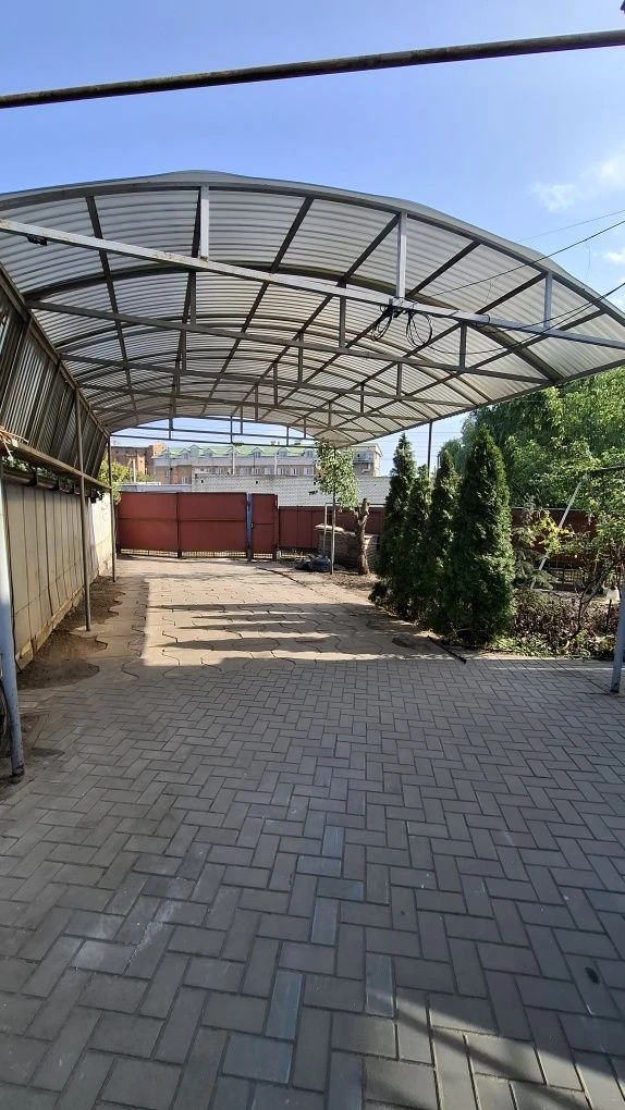 Продам будинок центр міста