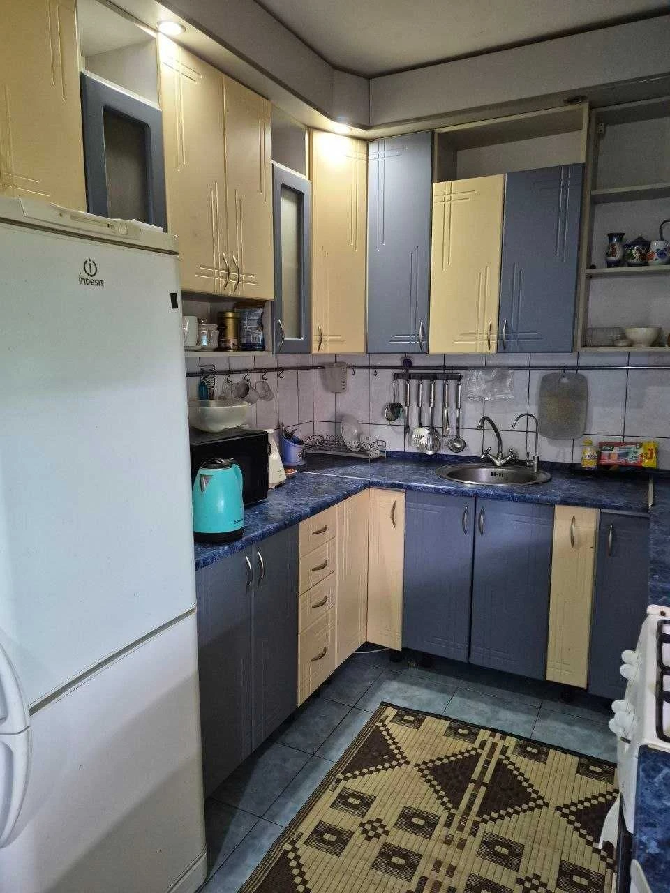 Продам цегляний БУДИНОК в р-ні 2 лікарні. 97 кв.м. . 65000