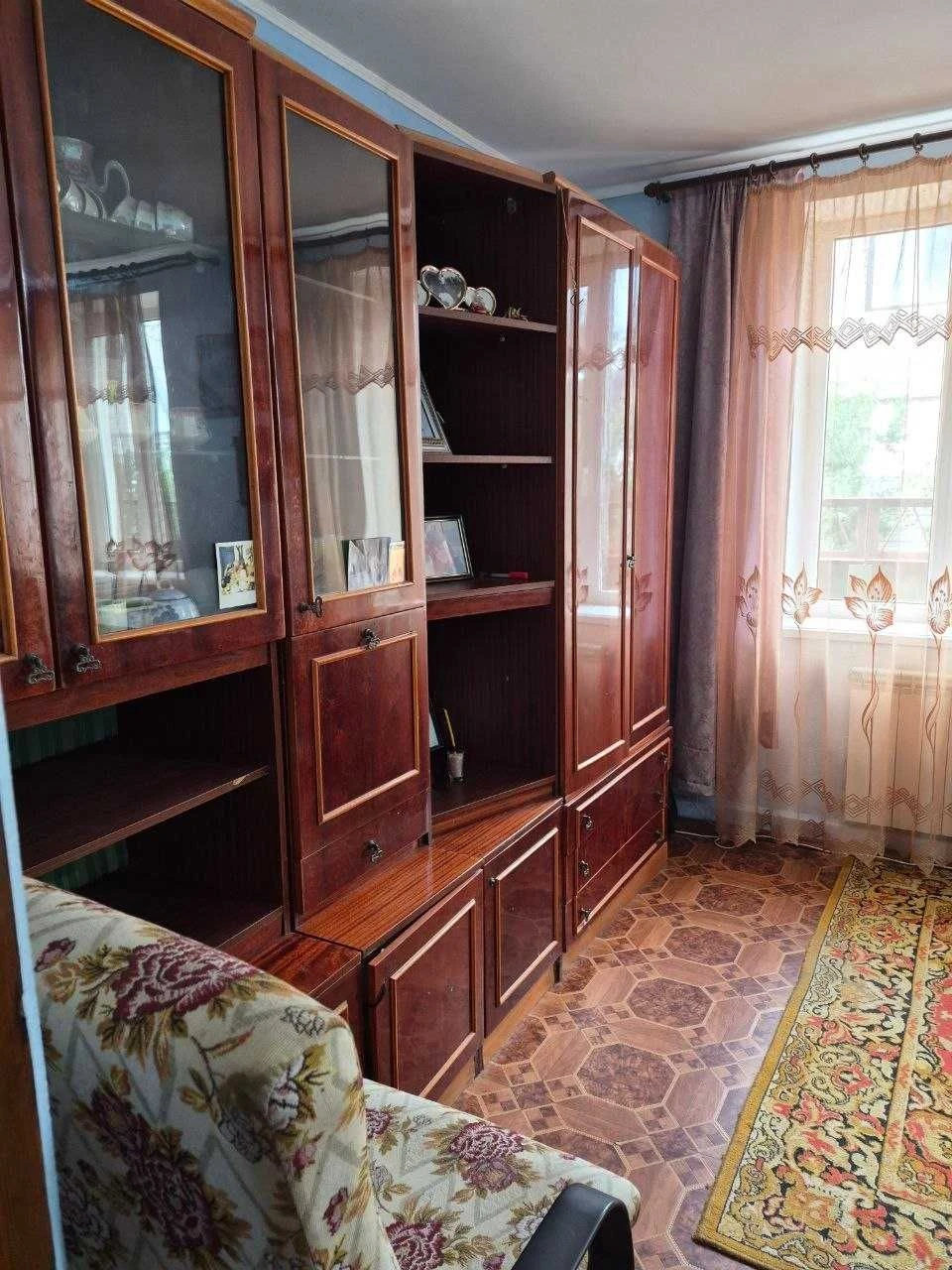 Продам цегляний БУДИНОК в р-ні 2 лікарні. 97 кв.м. . 65000