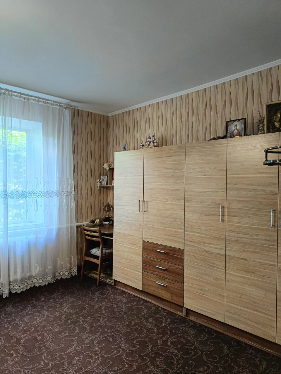 Продам два дома на одном участке