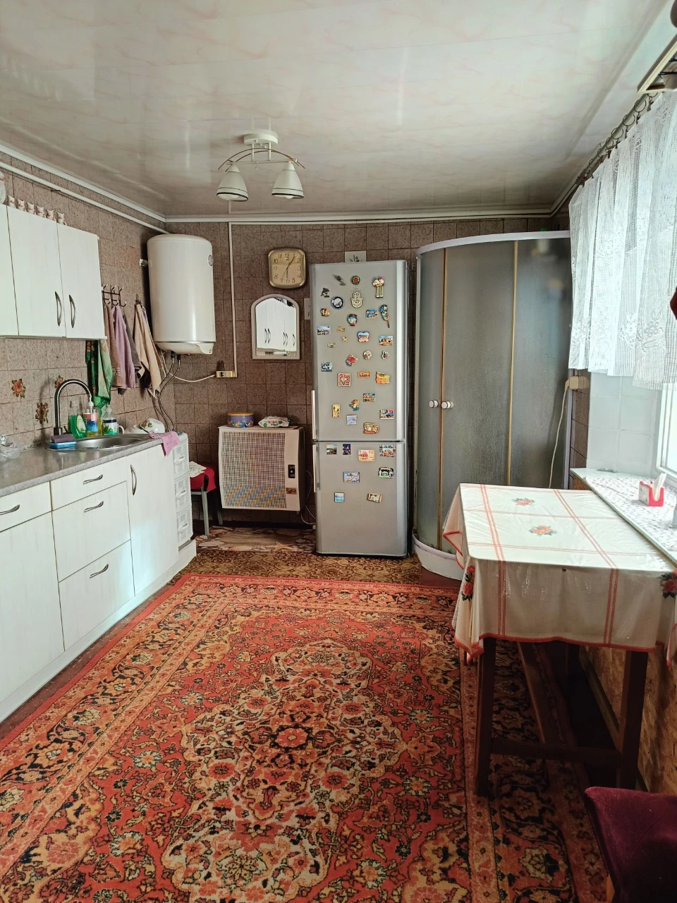 Продам два дома на одном участке