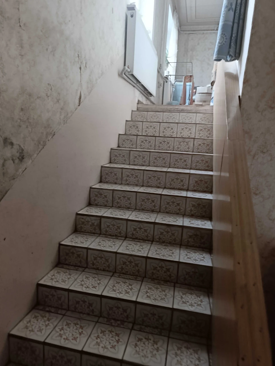 Продам гарний будинок в центрі Градизька