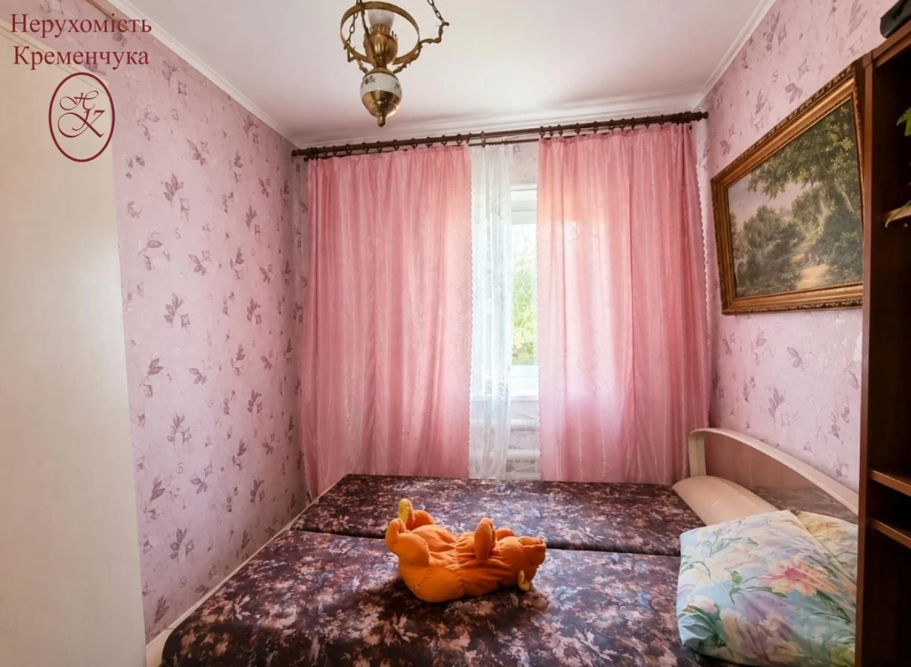 Продаж будинку  вул. Лугова