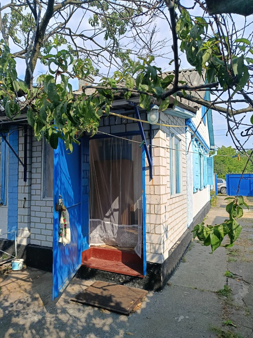 Продам дом. Недогарки.