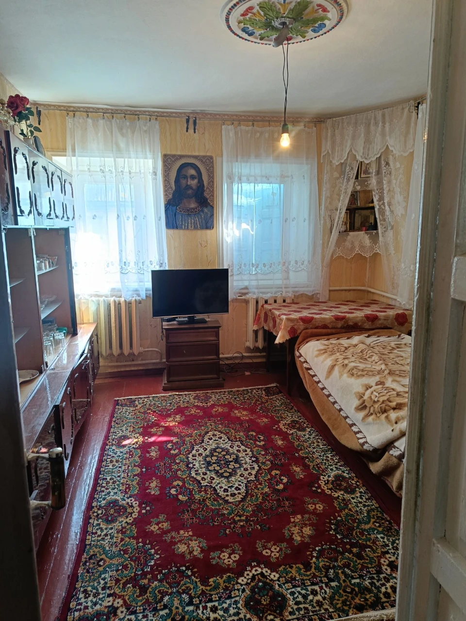 Продам дом. Недогарки.