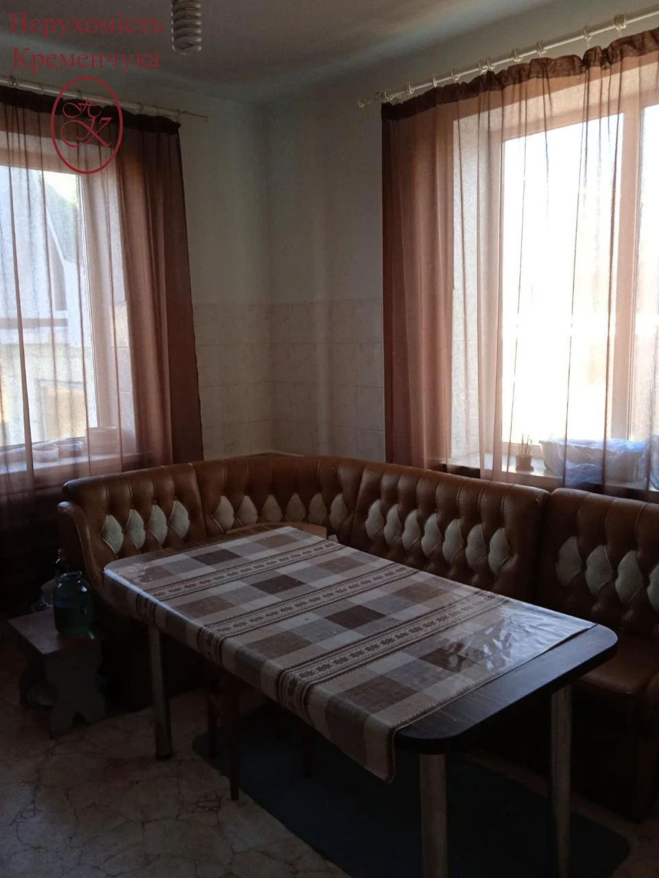 Продам будинок р-н Крюків ,  можна Є відновлення.
