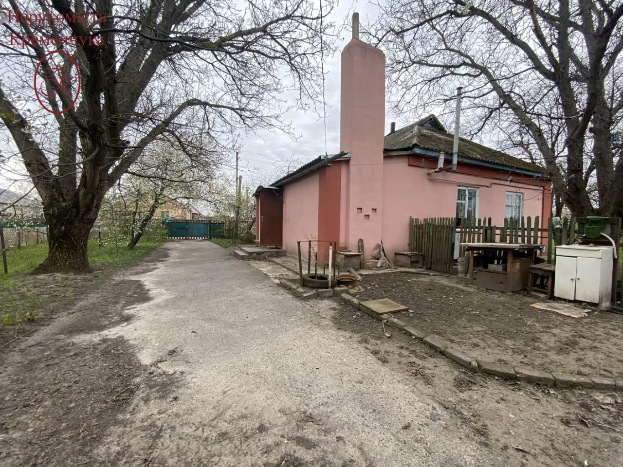 Продаж / Будинок -72м2/ передмістя