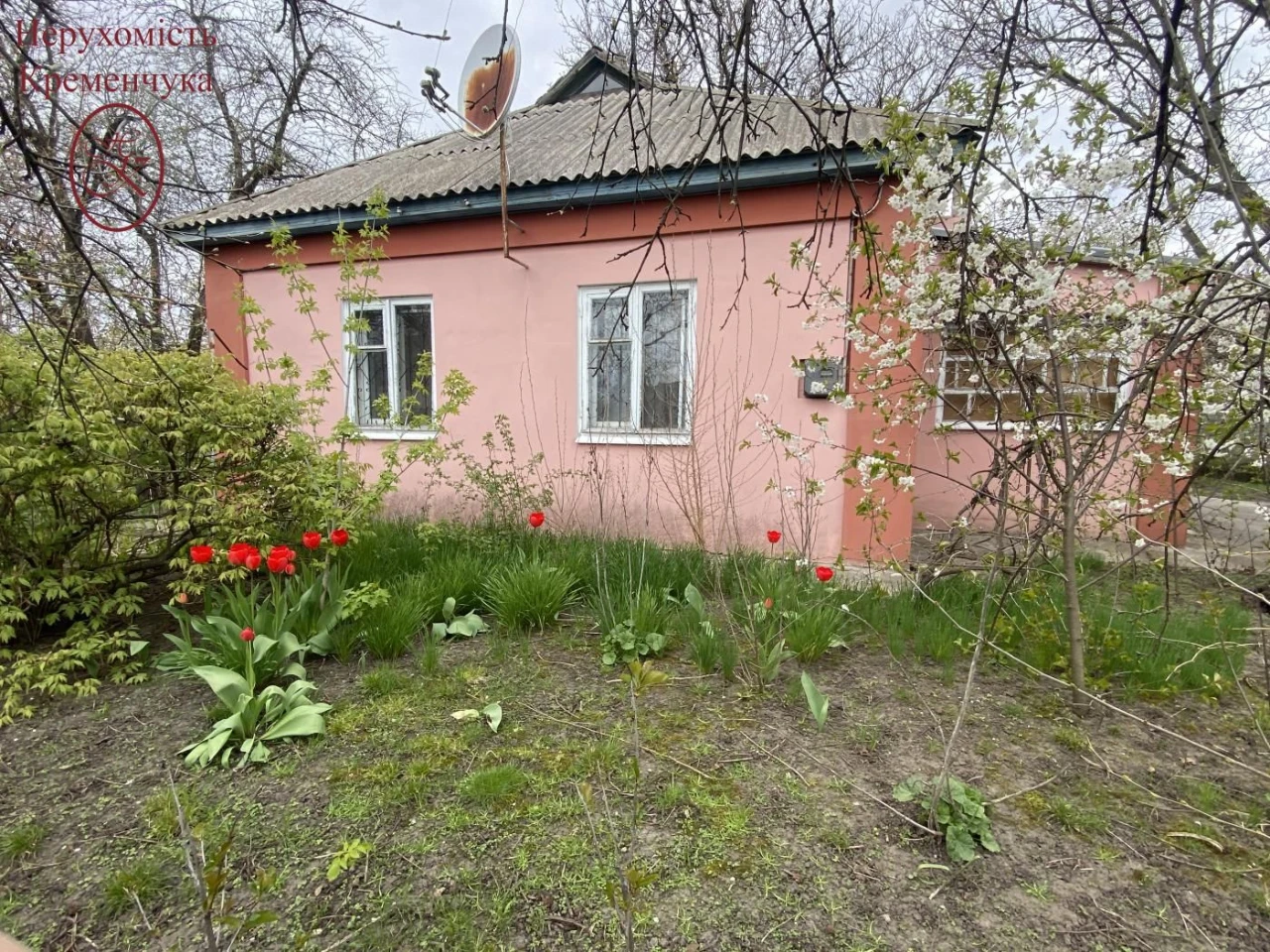 Продаж / Будинок -72м2/ передмістя