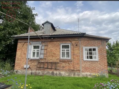 Пропонується до продажу охайний та доглянутий будинок/Крюків