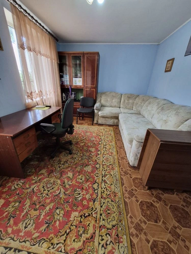 Продам добротний будинок РАКОВКА, район  2 лікарні