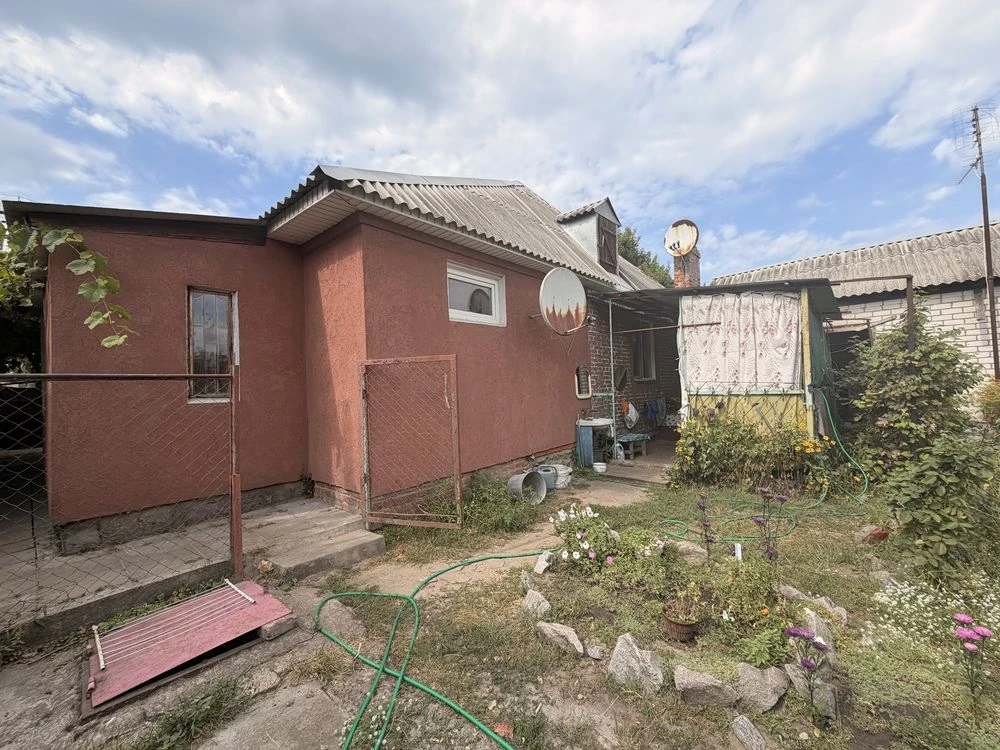 Продам добротний будинок РАКОВКА, район  2 лікарні