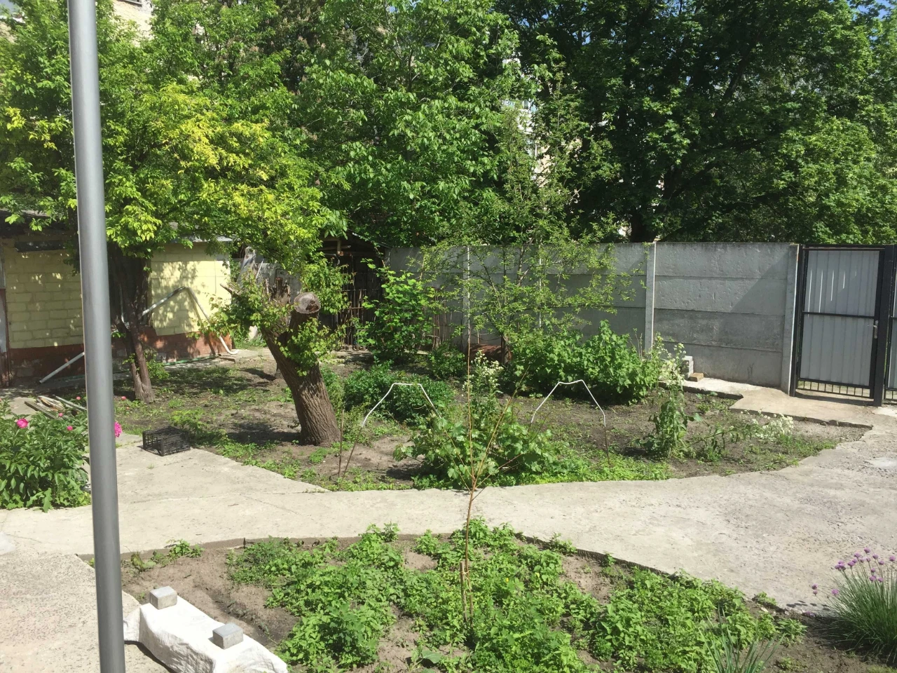 1/2( пів будинку) в центрі Кременчука