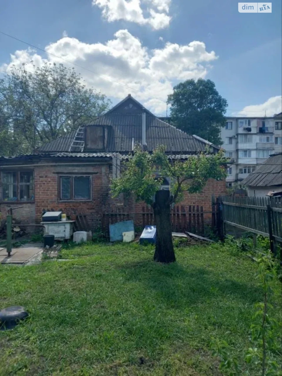 Продаж Дім