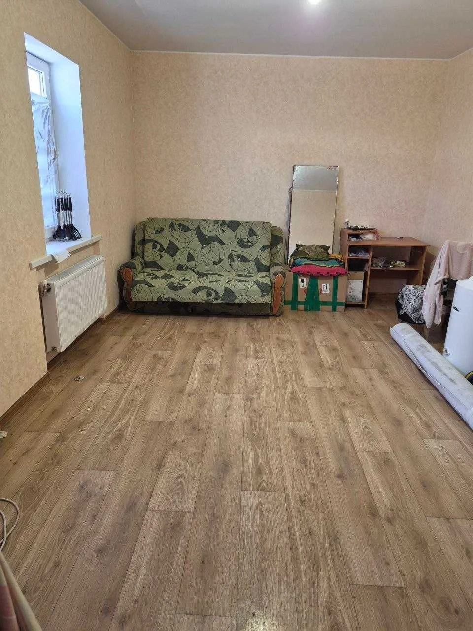 Продам 1/2 БУДИНКУ в р-ні нагірної частини. 18500