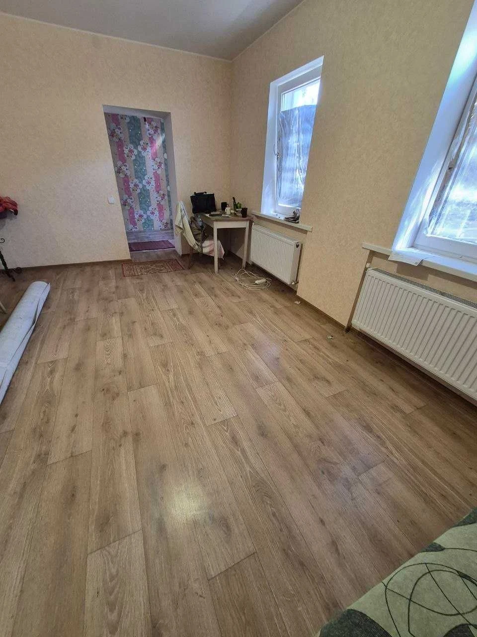 Продам 1/2 БУДИНКУ в р-ні нагірної частини. 18500