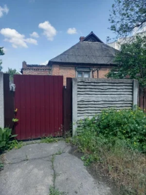 Продам будинок у м. Кременчук (р-н Пивзавод)