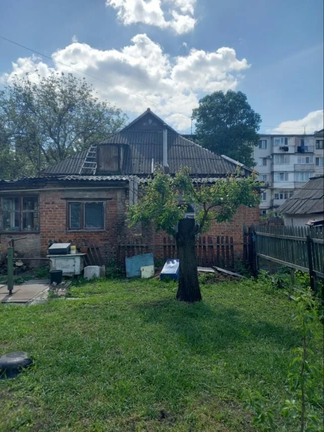 Продам будинок у м. Кременчук (р-н Пивзавод)