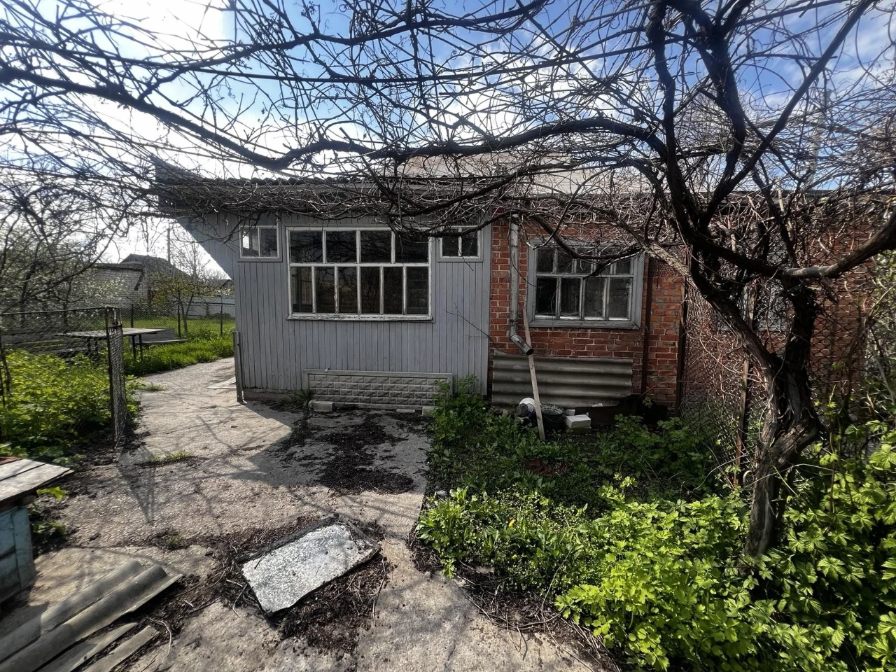 Продам ДОБРОТНЫЙ ДОМ 4 км от Кременчуга